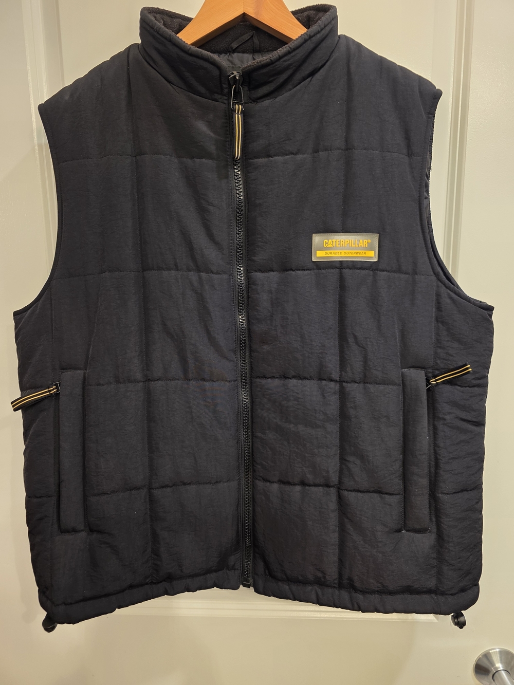 Vintage CAT Caterpillar "Diesel Power" Puffer Vest - Black (Men's XL)